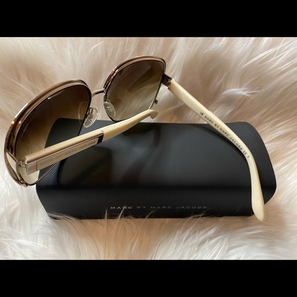 Marc by Marc Jacobs Sunglasses - Picture 7 of 7